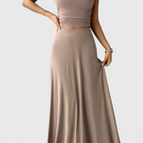 Elena – Conjunto Elegante de Top Corto y Falda Fluida para un Look Inigualable