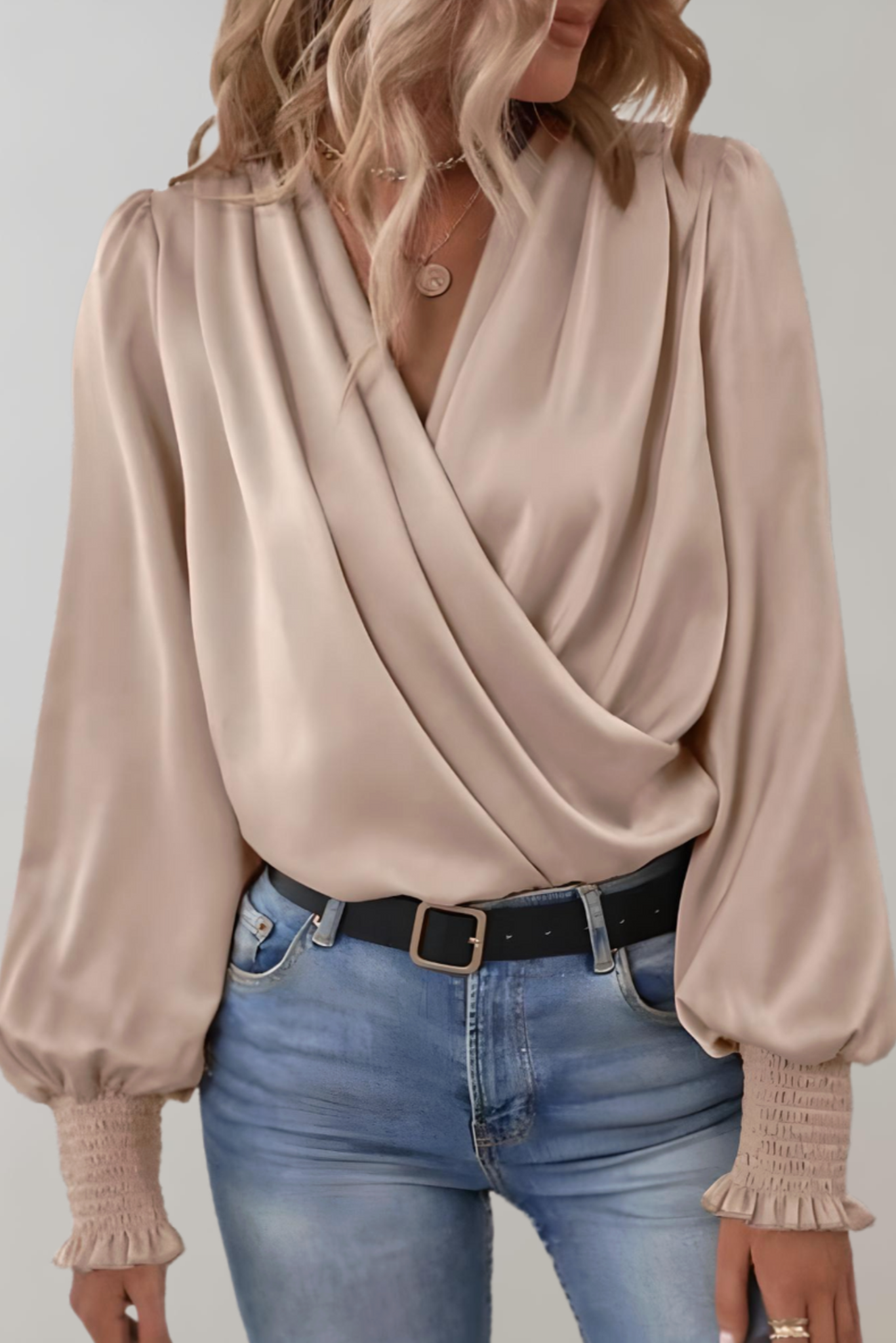 Clara – Blusa Elegante de Manga Larga para un Estilo Atemporal y Sofisticado