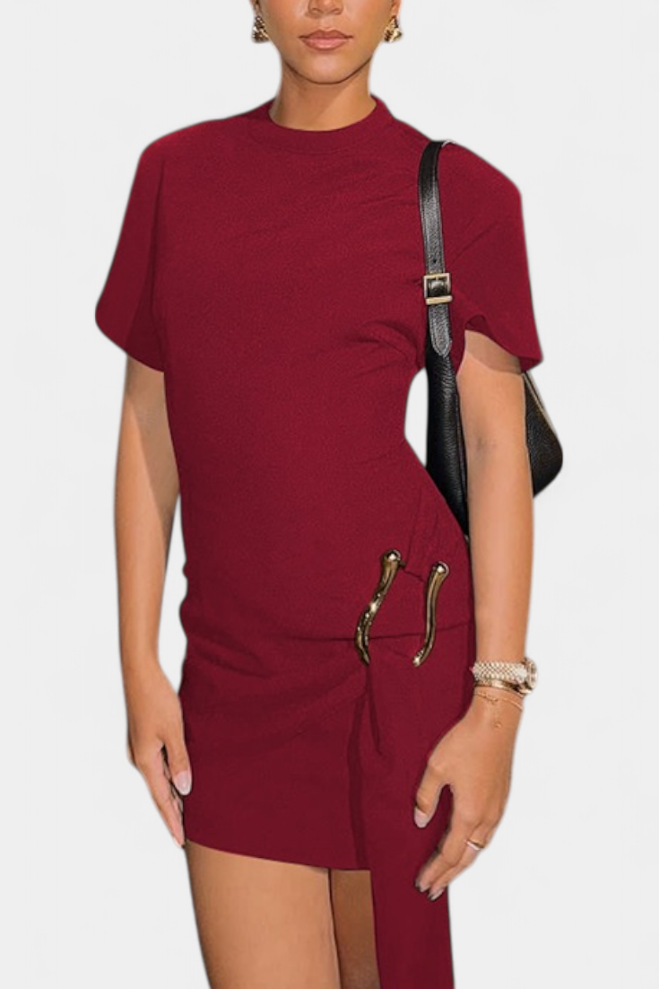 Isabel – Vestido Mini con Elegancia Contemporánea y Estilo Único