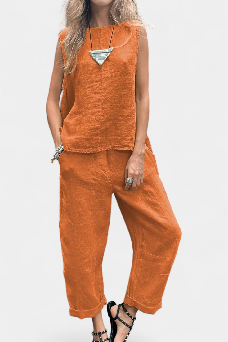 Lola – Conjunto de Chaleco y Pantalón Sin Mangas en Algodón Lino con Estilo Único y Elegante